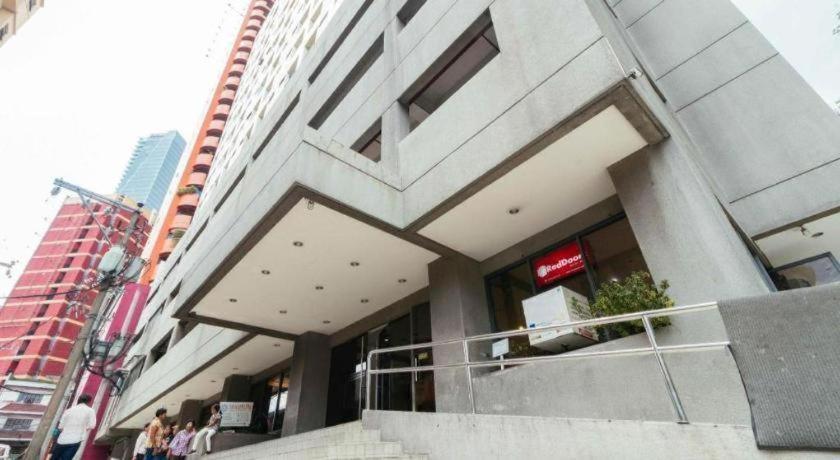 Reddoorz @ Bel Air Soho Suites Makati Manila Exterior photo